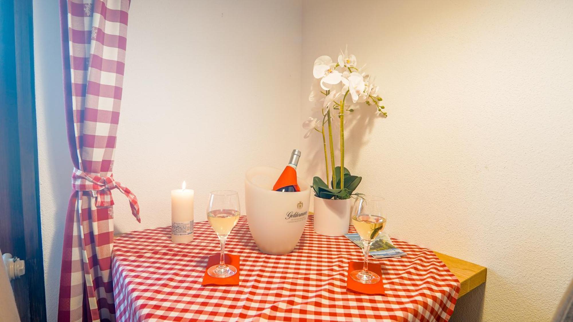 Landgasthof Zum Papyrer - Erholung Im Urlaubsgebiet 렌그레스 외부 사진
